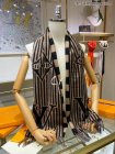 Louis Vuitton Scarves 72