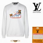 Louis Vuitton Men's Long Sleeve T-shirts 925