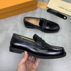 Louis Vuitton Men's shoes 1573