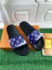 Louis Vuitton Men's Slippers 437