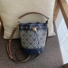 Tory Burch High Quality Handbags 697