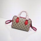 Gucci High Quality Handbags 984