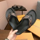 Louis Vuitton Men's Slippers 473