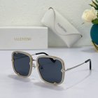 Valentino High Quality Sunglasses 432