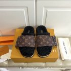 Louis Vuitton Women's Slippers 285