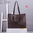 Louis Vuitton Normal Quality Handbags 282