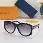 Louis Vuitton High Quality Sunglasses 4839