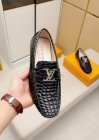 Louis Vuitton Men's shoes 401