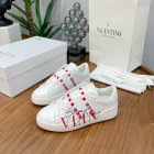 Valentino Men's Shoes 131