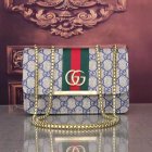 Gucci Normal Quality Handbags 395