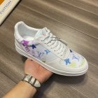 Louis Vuitton Men's shoes 132