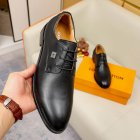 Louis Vuitton Men's shoes 1642