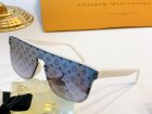 Louis Vuitton High Quality Sunglasses 359