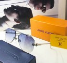 Louis Vuitton High Quality Sunglasses 5489