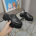 Gucci Women's Slippers 562