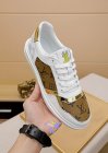 Louis Vuitton Men's shoes 2623