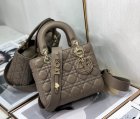 DIOR Original Quality Handbags 825