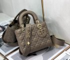 DIOR Original Quality Handbags 825