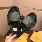 Louis Vuitton Men's Slippers 516
