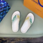 Louis Vuitton Men's Slippers 425