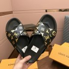 Louis Vuitton Men's Slippers 490
