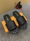 Louis Vuitton Men's Slippers 206