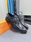 Louis Vuitton Men's shoes 1520