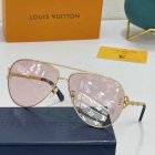Louis Vuitton High Quality Sunglasses 4616