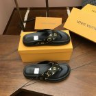 Louis Vuitton Men's Slippers 488