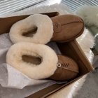 UGG Women's Shoes 380