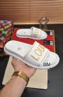 Louis Vuitton Men's Slippers 650