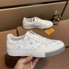 Louis Vuitton Men's shoes 490