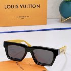 Louis Vuitton High Quality Sunglasses 4687