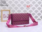 Gucci Normal Quality Handbags 847