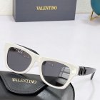 Valentino High Quality Sunglasses 503