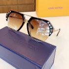 Louis Vuitton High Quality Sunglasses 904