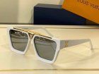 Louis Vuitton High Quality Sunglasses 5371