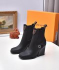 Louis Vuitton Women's Shoes 276