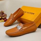 Louis Vuitton Men's shoes 689