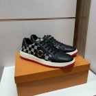 Louis Vuitton Men's shoes 281