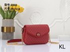 MICHAEL KORS Normal Quality Handbags 122