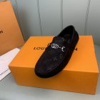 Louis Vuitton Men's shoes 1395