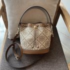 Tory Burch High Quality Handbags 698
