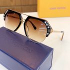 Louis Vuitton High Quality Sunglasses 909