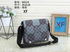 Louis Vuitton Normal Quality Handbags 922