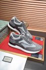 Gucci Men's Shoes 702