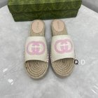 Gucci Women's Slippers 424