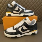 Louis Vuitton Men's shoes 621