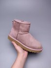 UGG Women's Shoes 70