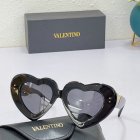 Valentino High Quality Sunglasses 580